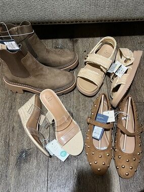 🔥 Anew day & universal thread shoe bundle size 8.5 all new